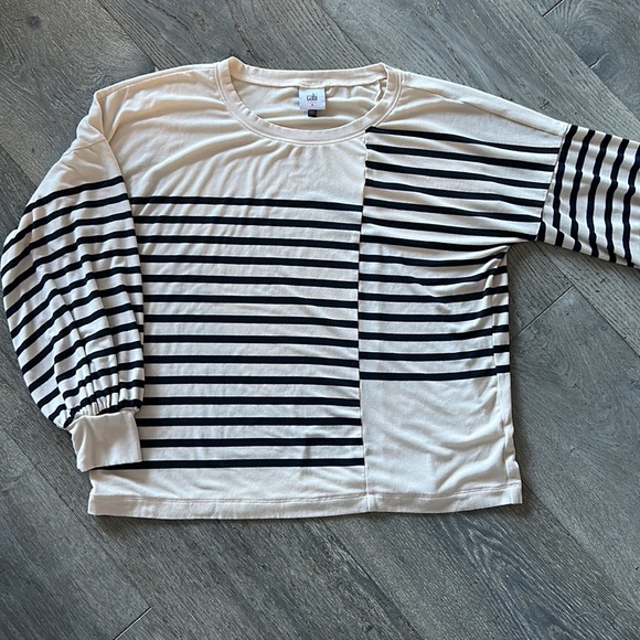 CAbi Striped Top S (Runs Large) - Picture 4 of 6